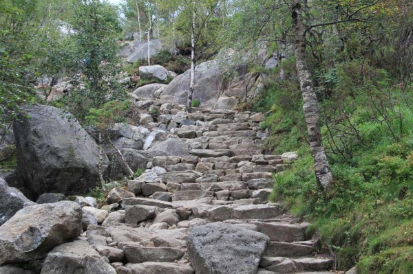 Felsentreppen zum Preikestolen