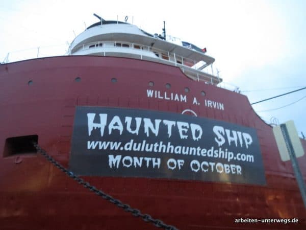 Geisterschiff im Hafen von Duluth